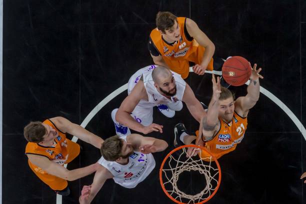 他的精准传 他的精准传