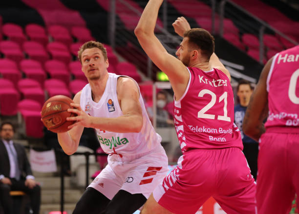 令人称赞 令人称赞