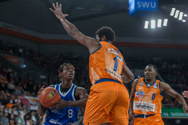 革新上的调 革新上的调